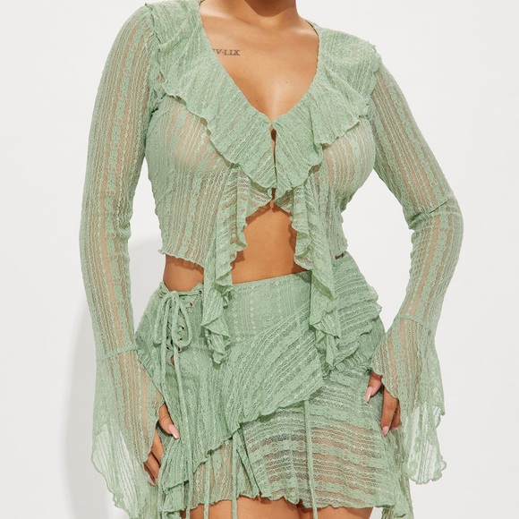 Elegant Sage Ruffled Set - Picture 2 of 2